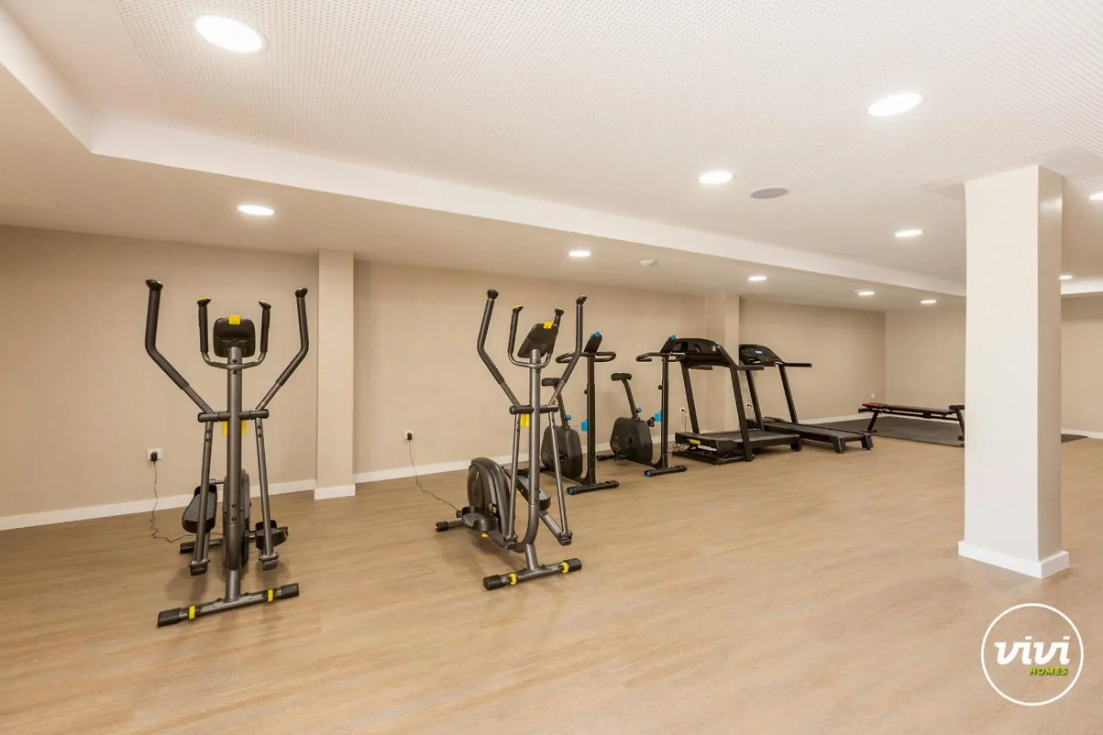 Vivi Homes -Zumo Pool, Jacuzzi, Gym & Sea View Fuengirola