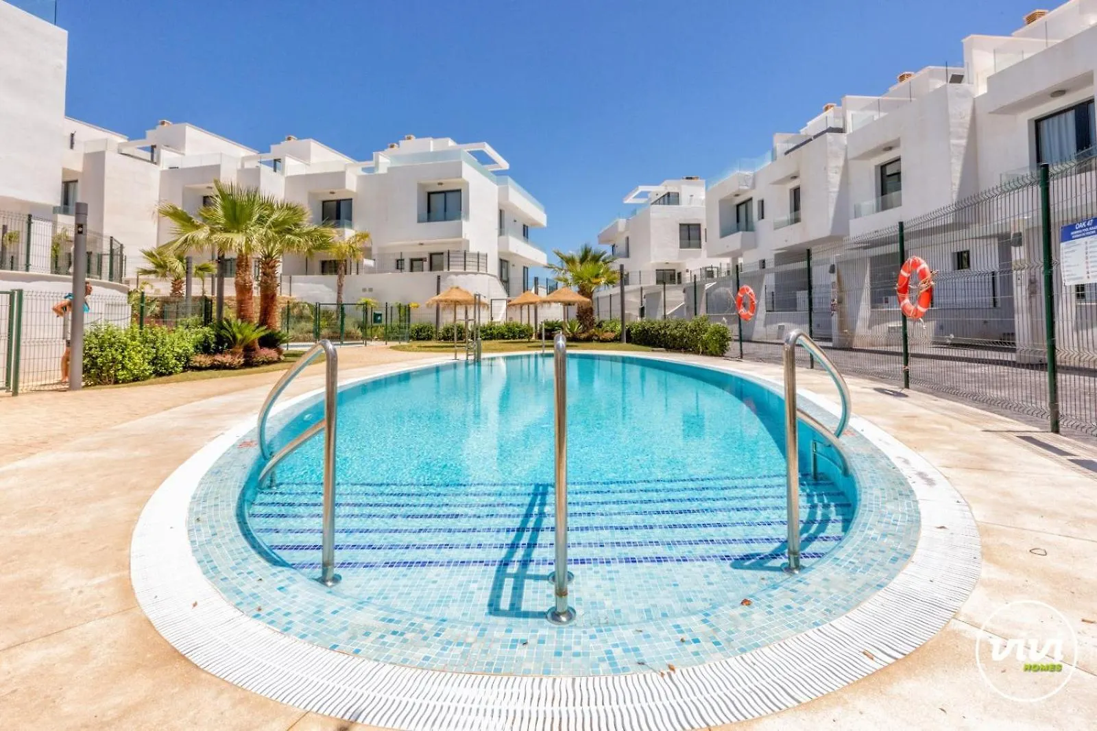 Vivi Homes -Zumo Pool, Jacuzzi, Gym & Sea View Fuengirola Spain