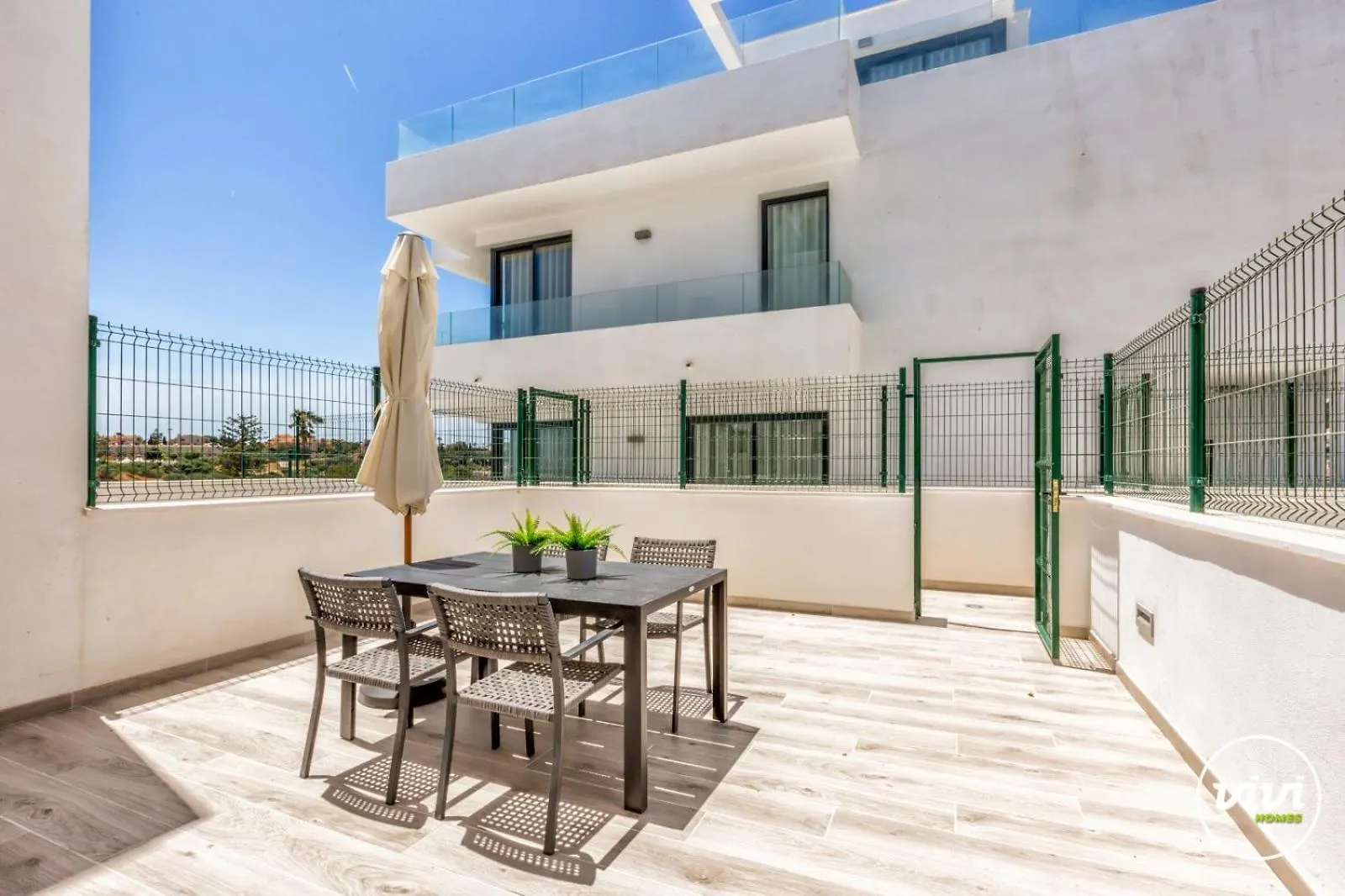 Vivi Homes -Zumo Pool, Jacuzzi, Gym & Sea View Fuengirola Holiday home